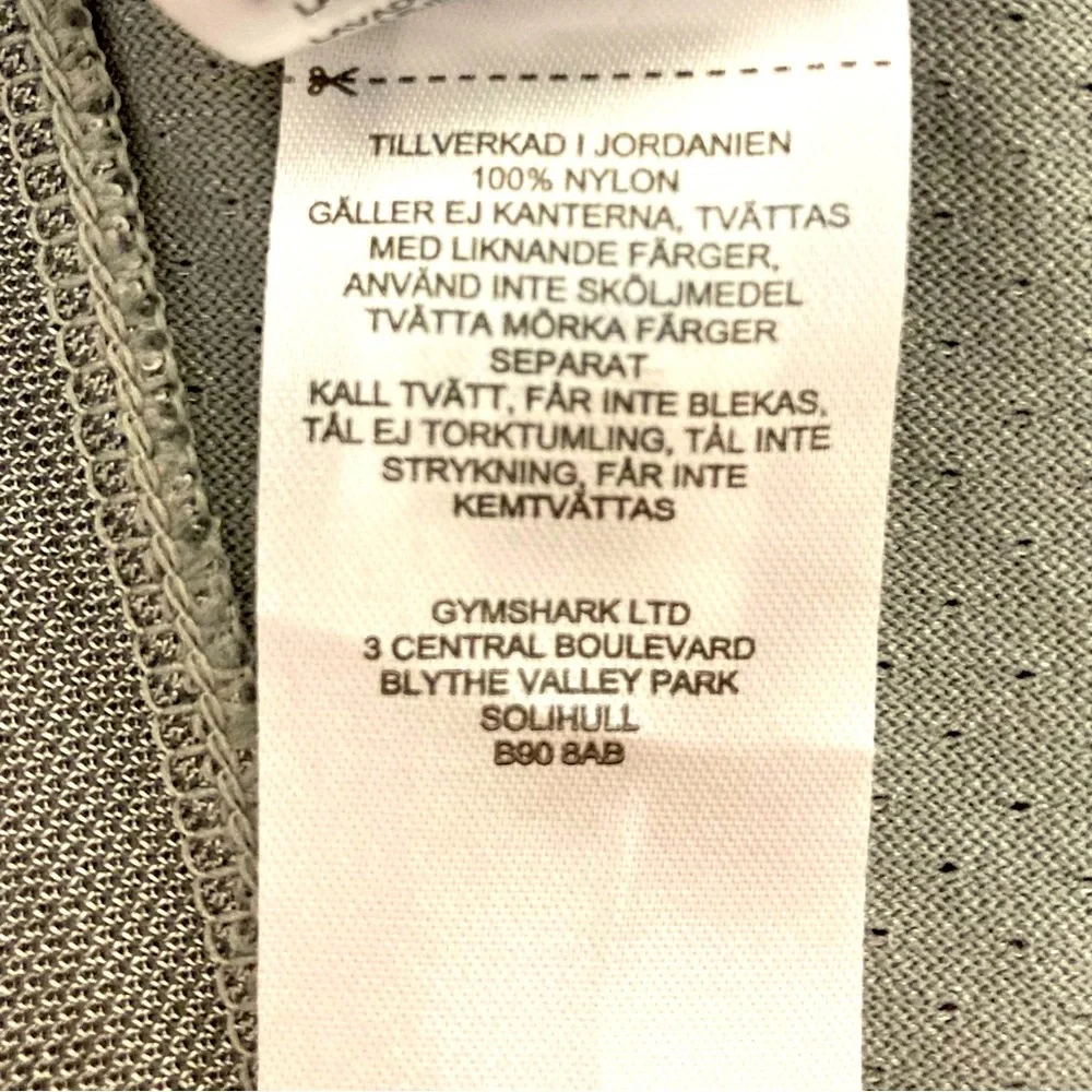 GYMSHARK Silver Gray Athletic Work Out Tank Top with Cross Over Back Size Small - Picture 9 of 10